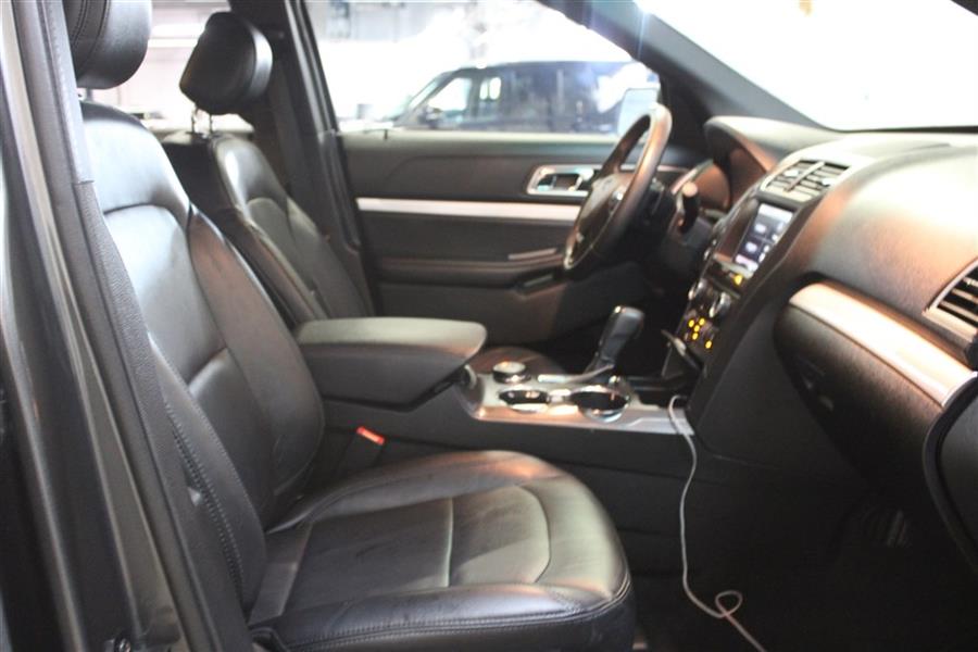 Used Ford Explorer XLT 2016 | Fast Track Motors. Paterson, New Jersey Used Ford Explorer XLT 2016 | Fast Track Motors. Paterson, New Jersey