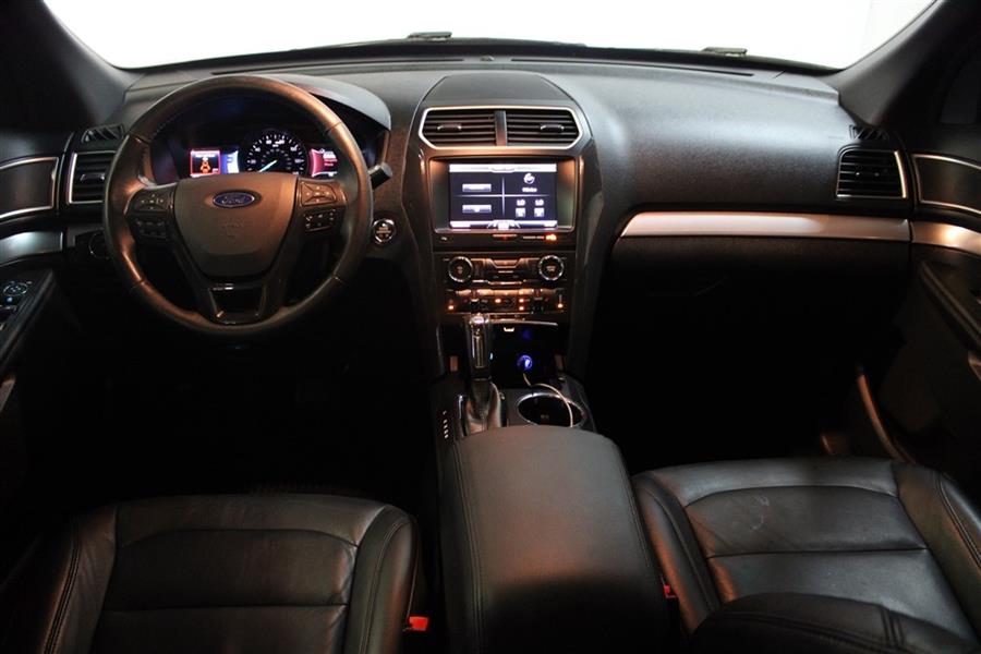 Used Ford Explorer XLT 2016 | Fast Track Motors. Paterson, New Jersey Used Ford Explorer XLT 2016 | Fast Track Motors. Paterson, New Jersey