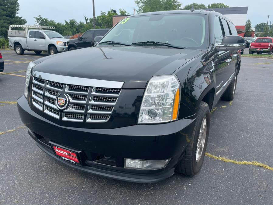 2013 Cadillac Escalade ESV AWD 4dr Base, available for sale in West Hartford, Connecticut | AutoMax. West Hartford, Connecticut
