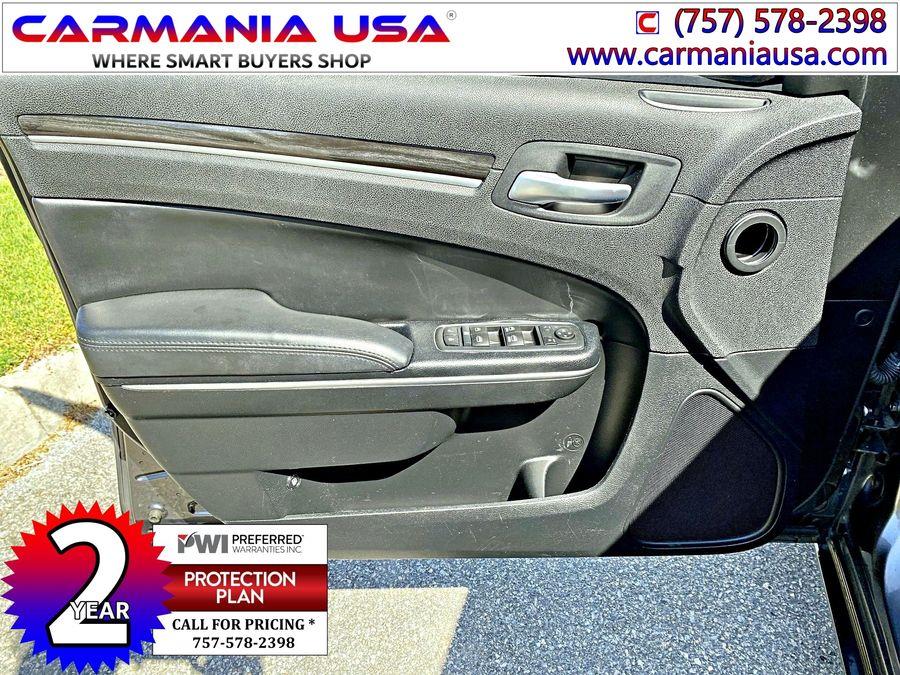 Used Chrysler 300 4dr Sdn Limited RWD 2015 | CARMANIA USA. Chesapeake, Virginia Used Chrysler 300 4dr Sdn Limited RWD 2015 | CARMANIA USA. Chesapeake, Virginia