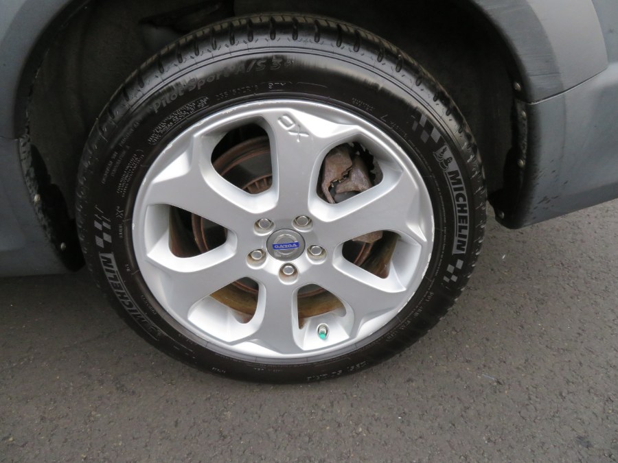 Used Volvo XC70 4dr Wgn 3.0T AWD w/Moonroof 2011 | Auto Match LLC. Waterbury, Connecticut Used Volvo XC70 4dr Wgn 3.0T AWD w/Moonroof 2011 | Auto Match LLC. Waterbury, Connecticut