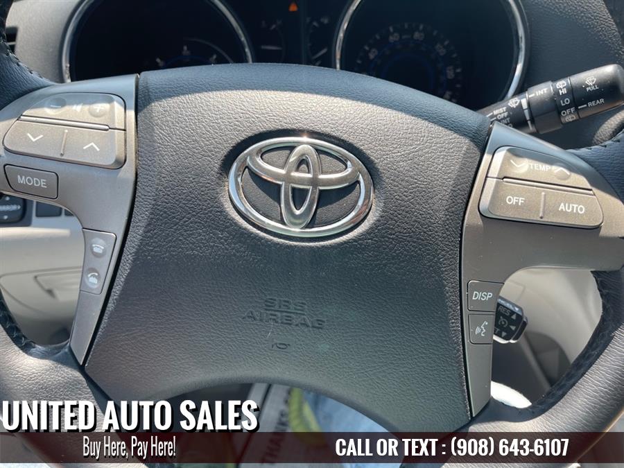 Used Toyota Highlander HYBRID LIMITED 2008 | United Auto Sale. Newark, New Jersey Used Toyota Highlander HYBRID LIMITED 2008 | United Auto Sale. Newark, New Jersey