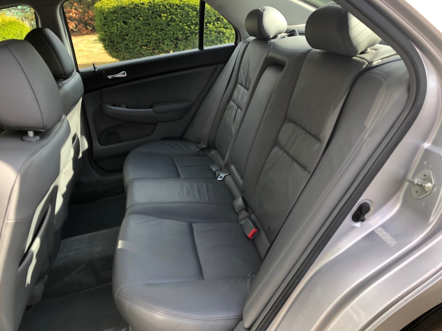 Used Honda Accord Sdn 4dr I4 AT EX-L 2007 | Farmington Auto Park LLC. Plainville, Connecticut Used Honda Accord Sdn 4dr I4 AT EX-L 2007 | Farmington Auto Park LLC. Plainville, Connecticut