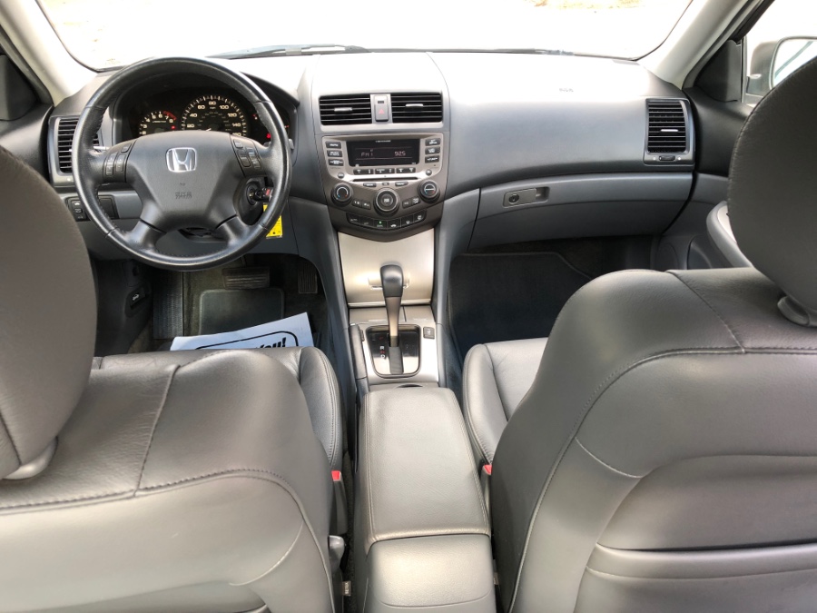 Used Honda Accord Sdn 4dr I4 AT EX-L 2007 | Farmington Auto Park LLC. Plainville, Connecticut Used Honda Accord Sdn 4dr I4 AT EX-L 2007 | Farmington Auto Park LLC. Plainville, Connecticut