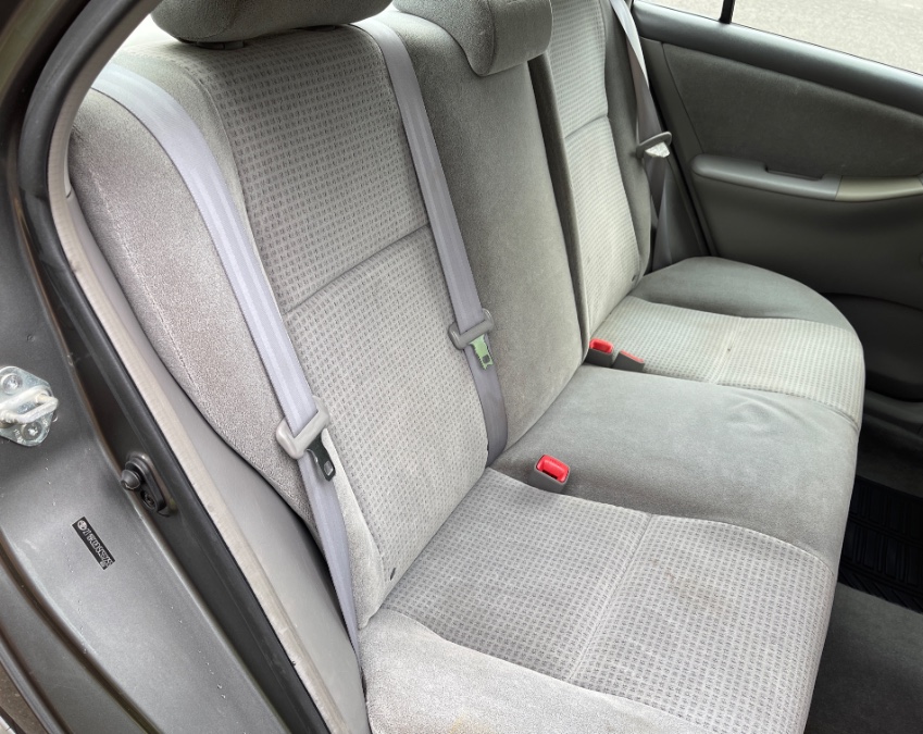 Used Toyota Corolla 4dr Sdn CE Manual (Natl) 2005 | Farmington Auto Park LLC. Plainville, Connecticut Used Toyota Corolla 4dr Sdn CE Manual (Natl) 2005 | Farmington Auto Park LLC. Plainville, Connecticut