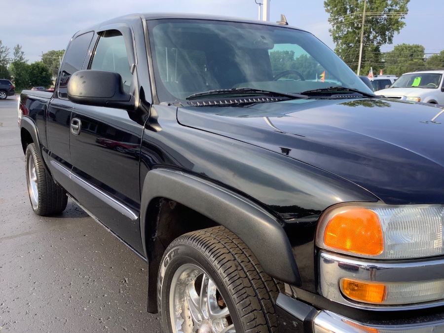 Used GMC Sierra 1500 Ext Cab 134.0" WB 4WD SLT 2006 | Marsh Auto Sales LLC. Ortonville, Michigan Used GMC Sierra 1500 Ext Cab 134.0" WB 4WD SLT 2006 | Marsh Auto Sales LLC. Ortonville, Michigan