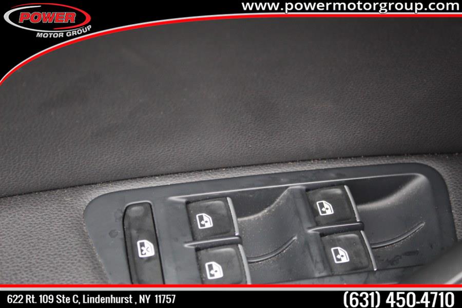 Used Volkswagen Golf R 4-Door Manual w/DCC/Nav 2017 | Power Motor Group. Lindenhurst, New York Used Volkswagen Golf R 4-Door Manual w/DCC/Nav 2017 | Power Motor Group. Lindenhurst, New York