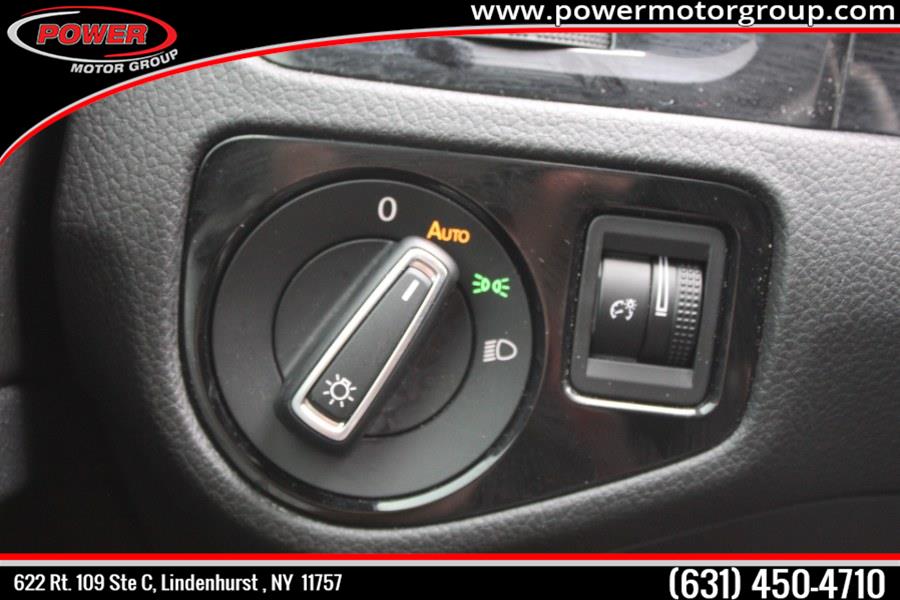 Used Volkswagen Golf R 4-Door Manual w/DCC/Nav 2017 | Power Motor Group. Lindenhurst, New York Used Volkswagen Golf R 4-Door Manual w/DCC/Nav 2017 | Power Motor Group. Lindenhurst, New York