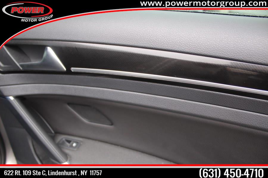 Used Volkswagen Golf R 4-Door Manual w/DCC/Nav 2017 | Power Motor Group. Lindenhurst, New York Used Volkswagen Golf R 4-Door Manual w/DCC/Nav 2017 | Power Motor Group. Lindenhurst, New York