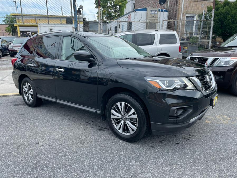 Nissan Pathfinder 2018 in Brooklyn Queens Staten Island