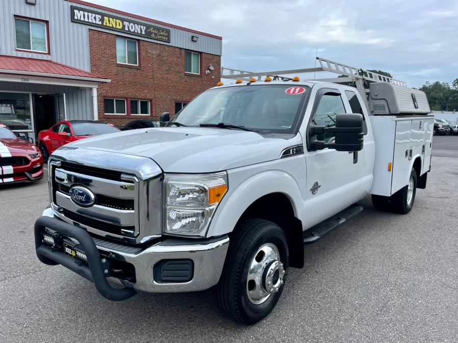 Used Ford Super Duty F-350 DRW 4WD SuperCab 162" WB 60" CA Lariat 2011 | Mike And Tony Auto Sales, Inc. South Windsor, Connecticut