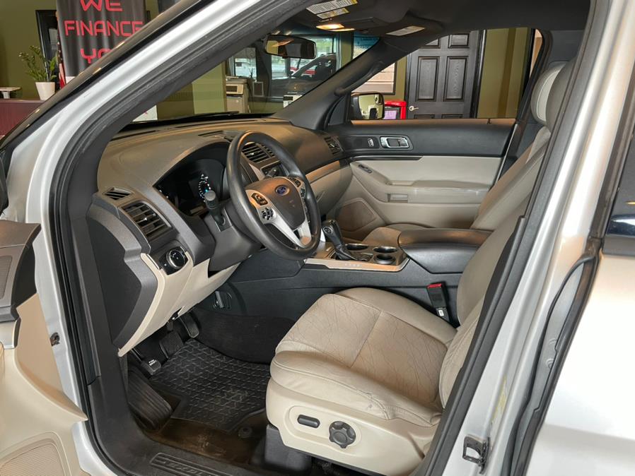 2013 Ford Explorer FWD 4dr Base, available for sale in West Hartford, Connecticut | AutoMax. West Hartford, Connecticut 2013 Ford Explorer FWD 4dr Base, available for sale in West Hartford, Connecticut | AutoMax. West Hartford, Connecticut