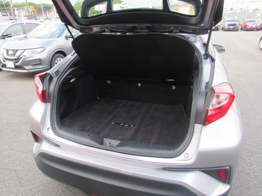 Used Toyota C-HR XLE Premium FWD (Natl) 2018 | NJ Used Cars Center. Irvington, New Jersey Used Toyota C-HR XLE Premium FWD (Natl) 2018 | NJ Used Cars Center. Irvington, New Jersey