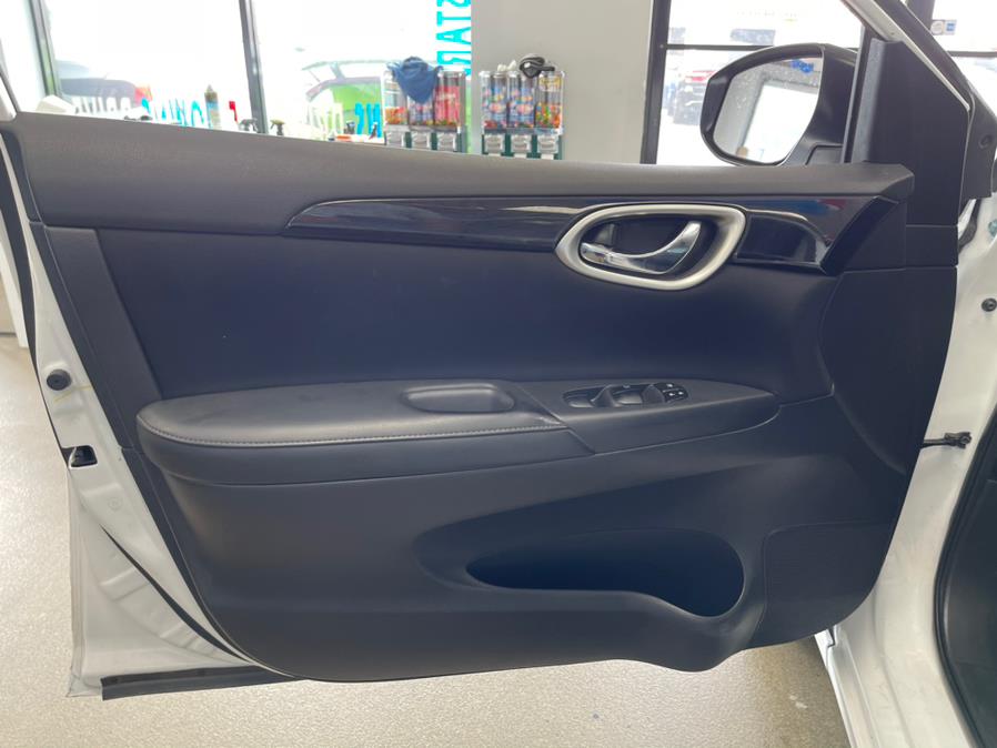Used Nissan Sentra SV 2018 | 5 Towns Drive. Inwood, New York Used Nissan Sentra SV 2018 | 5 Towns Drive. Inwood, New York