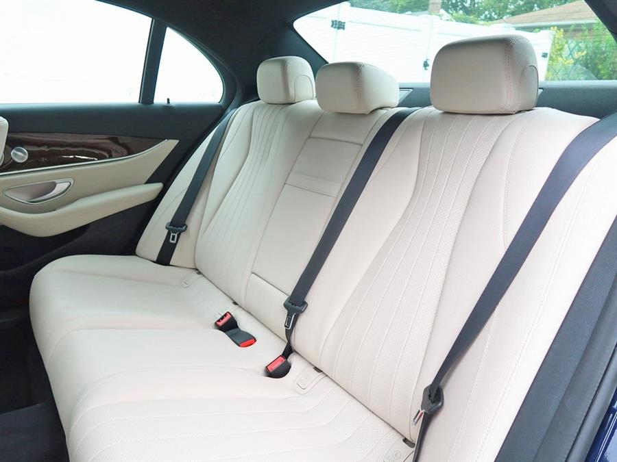 Used Mercedes-benz E-class E 300 2018 | Auto Expo Ent Inc.. Great Neck, New York Used Mercedes-benz E-class E 300 2018 | Auto Expo Ent Inc.. Great Neck, New York