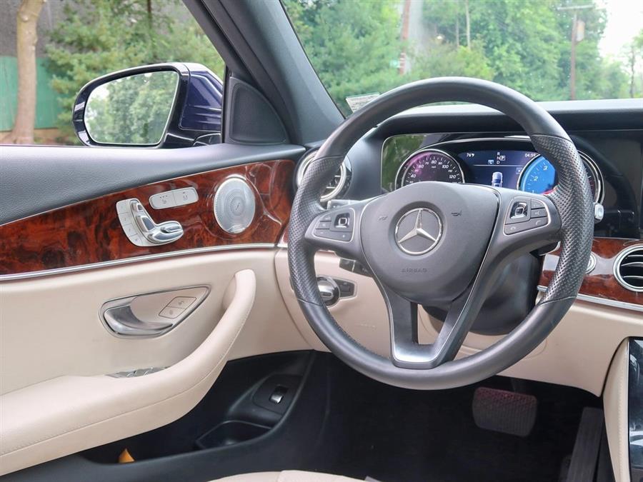 Used Mercedes-benz E-class E 300 2018 | Auto Expo Ent Inc.. Great Neck, New York Used Mercedes-benz E-class E 300 2018 | Auto Expo Ent Inc.. Great Neck, New York