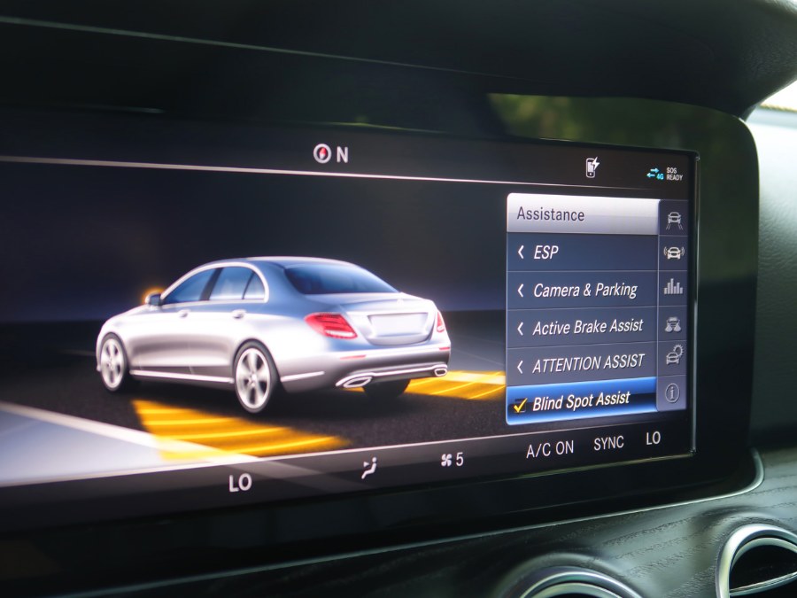 Used Mercedes-benz E-class E 300 2018 | Auto Expo Ent Inc.. Great Neck, New York Used Mercedes-benz E-class E 300 2018 | Auto Expo Ent Inc.. Great Neck, New York