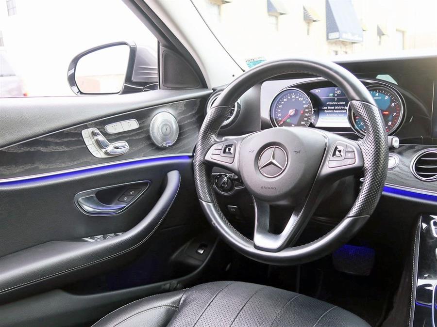 Used Mercedes-benz E-class E 300 2017 | Auto Expo Ent Inc.. Great Neck, New York Used Mercedes-benz E-class E 300 2017 | Auto Expo Ent Inc.. Great Neck, New York