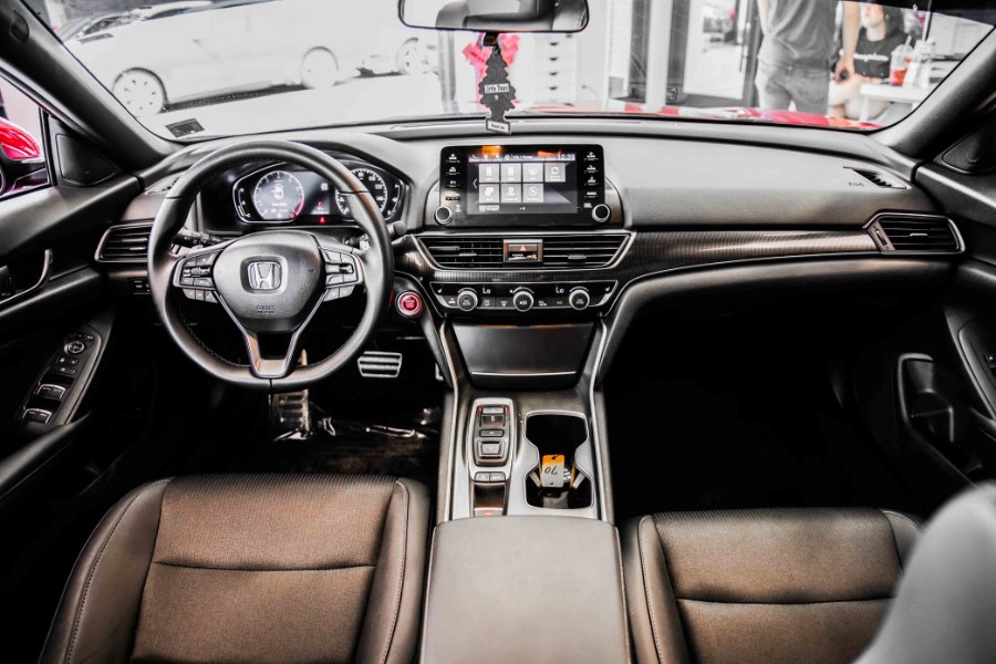 Used Honda Accord Sedan Sport 2.0T Auto 2019 | 26 Motors Long Island. ELMONT, New York Used Honda Accord Sedan Sport 2.0T Auto 2019 | 26 Motors Long Island. ELMONT, New York