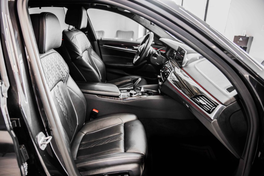 Used BMW 5 Series M550i xDrive Sedan 2018 | 26 Motors Long Island. ELMONT, New York Used BMW 5 Series M550i xDrive Sedan 2018 | 26 Motors Long Island. ELMONT, New York
