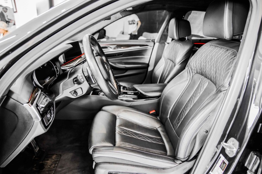 Used BMW 5 Series M550i xDrive Sedan 2018 | 26 Motors Long Island. ELMONT, New York Used BMW 5 Series M550i xDrive Sedan 2018 | 26 Motors Long Island. ELMONT, New York
