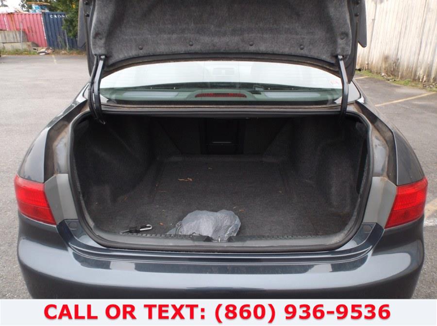 Used Honda Accord Sdn EX-L V6 AT with NAVI 2005 | Lee Motors Sales Inc. Hartford, Connecticut Used Honda Accord Sdn EX-L V6 AT with NAVI 2005 | Lee Motors Sales Inc. Hartford, Connecticut