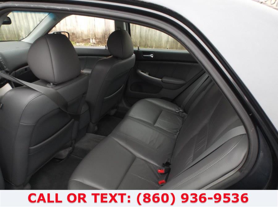 Used Honda Accord Sdn EX-L V6 AT with NAVI 2005 | Lee Motors Sales Inc. Hartford, Connecticut Used Honda Accord Sdn EX-L V6 AT with NAVI 2005 | Lee Motors Sales Inc. Hartford, Connecticut