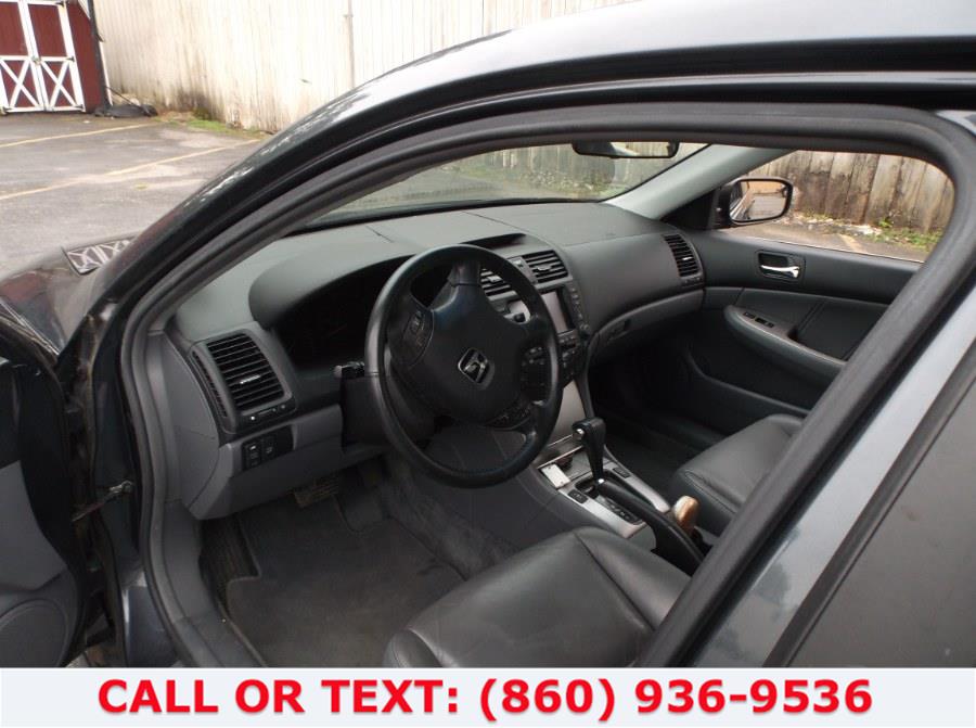 Used Honda Accord Sdn EX-L V6 AT with NAVI 2005 | Lee Motors Sales Inc. Hartford, Connecticut Used Honda Accord Sdn EX-L V6 AT with NAVI 2005 | Lee Motors Sales Inc. Hartford, Connecticut