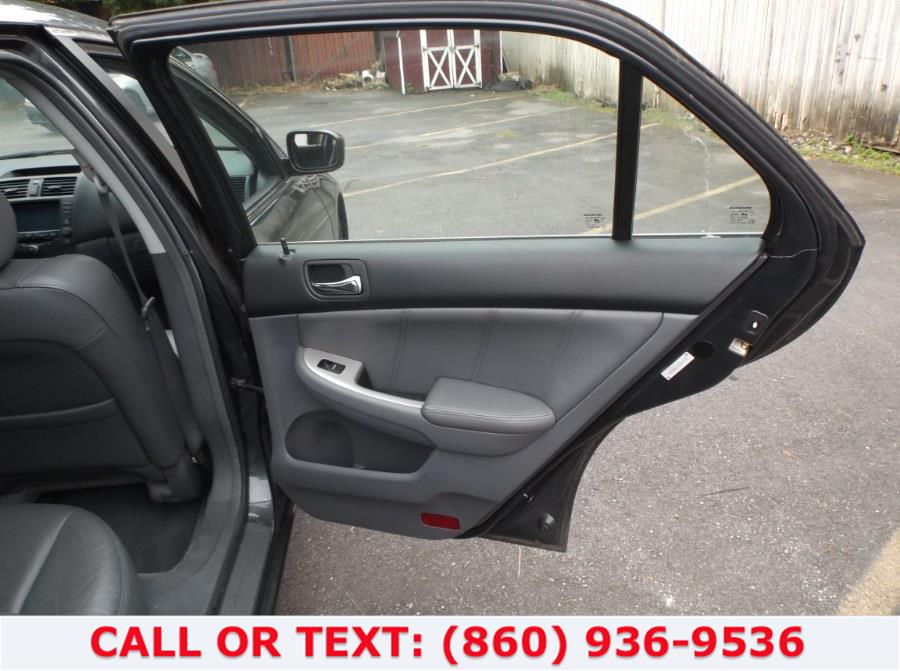 Used Honda Accord Sdn EX-L V6 AT with NAVI 2005 | Lee Motors Sales Inc. Hartford, Connecticut Used Honda Accord Sdn EX-L V6 AT with NAVI 2005 | Lee Motors Sales Inc. Hartford, Connecticut