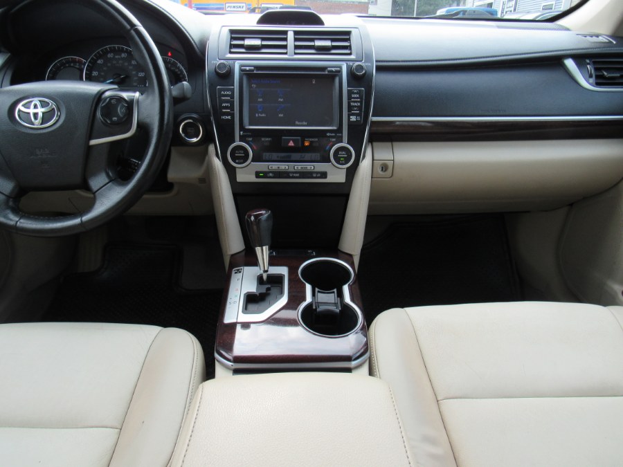 Used Toyota Camry XLE 2014 | Hilario's Auto Sales Inc.. Worcester, Massachusetts Used Toyota Camry XLE 2014 | Hilario's Auto Sales Inc.. Worcester, Massachusetts
