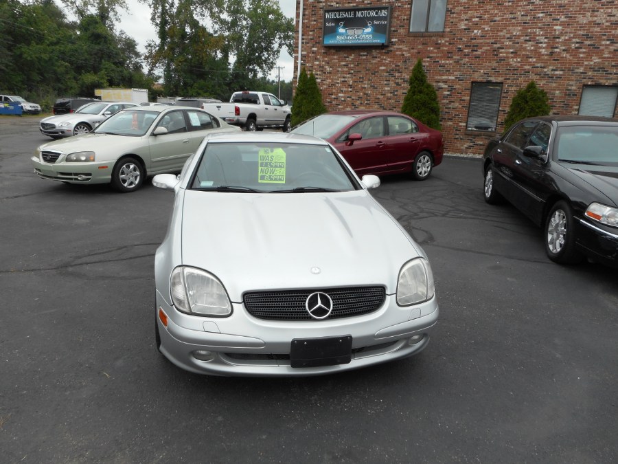 2003 Mercedes-Benz SLK-Class 2dr Kompressor Roadster 2.3L, available for sale in Newington, Connecticut | Wholesale Motorcars LLC. Newington, Connecticut