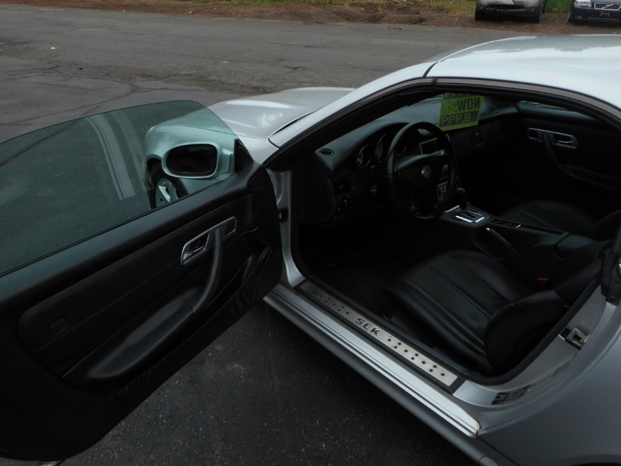 2003 Mercedes-Benz SLK-Class 2dr Kompressor Roadster 2.3L, available for sale in Newington, Connecticut | Wholesale Motorcars LLC. Newington, Connecticut 2003 Mercedes-Benz SLK-Class 2dr Kompressor Roadster 2.3L, available for sale in Newington, Connecticut | Wholesale Motorcars LLC. Newington, Connecticut