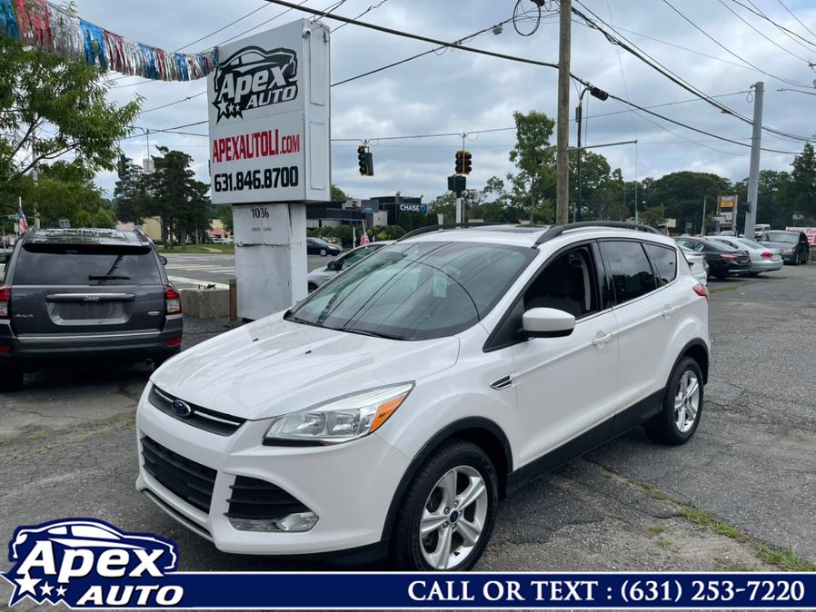 2016 Ford Escape 4WD 4dr SE, available for sale in Selden, New York | Apex Auto. Selden, New York