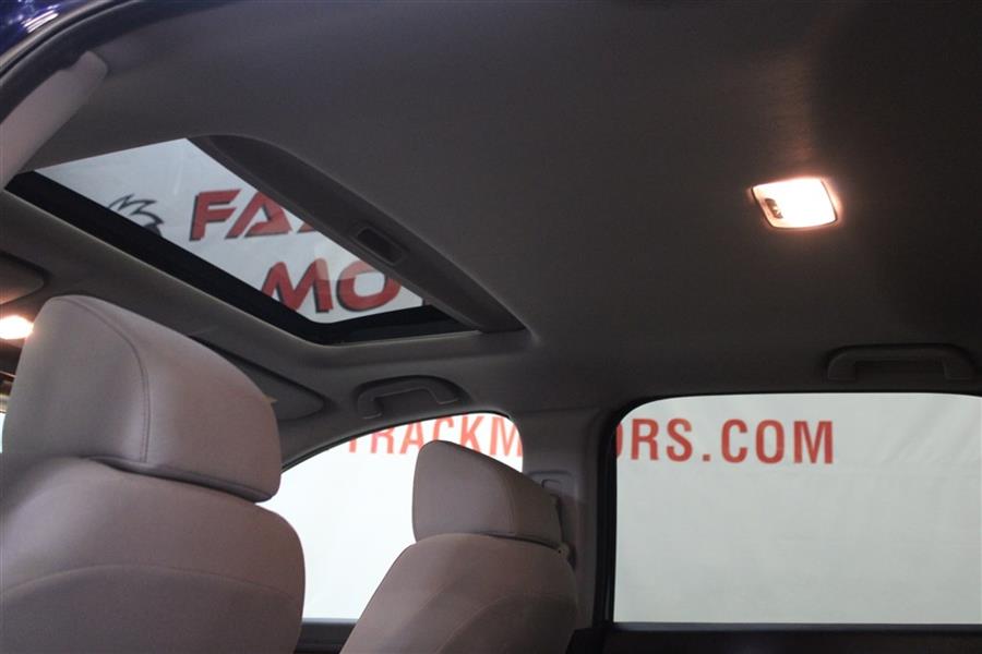 2017 Honda Cr-v EX, available for sale in Paterson, New Jersey | Fast Track Motors. Paterson, New Jersey 2017 Honda Cr-v EX, available for sale in Paterson, New Jersey | Fast Track Motors. Paterson, New Jersey