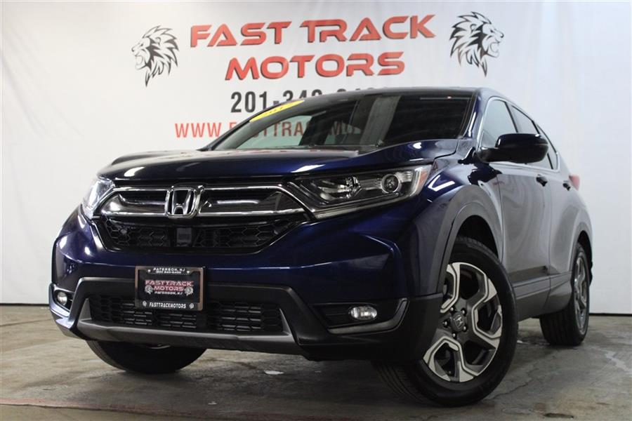 2017 Honda Cr-v EX, available for sale in Paterson, New Jersey | Fast Track Motors. Paterson, New Jersey
