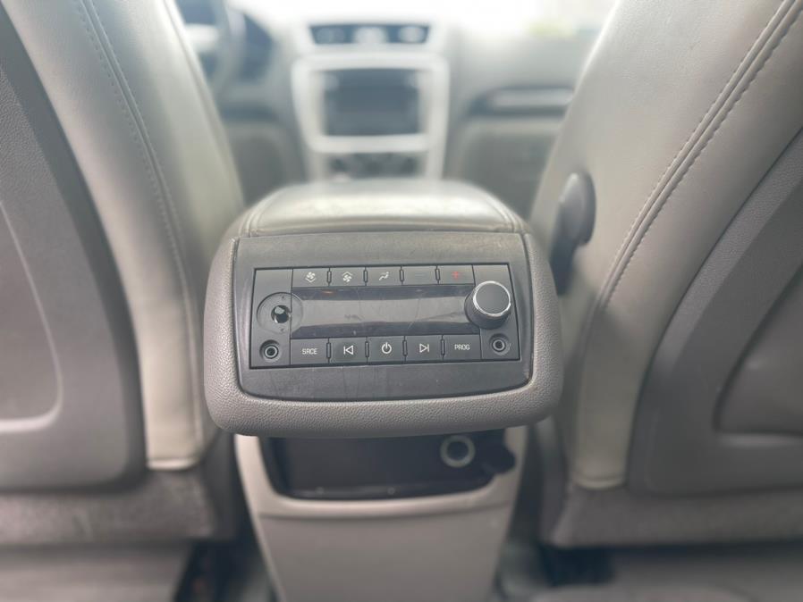 Used GMC Acadia AWD 4dr SLT w/SLT-1 2013 | NYC Automart Inc. Brooklyn, New York Used GMC Acadia AWD 4dr SLT w/SLT-1 2013 | NYC Automart Inc. Brooklyn, New York