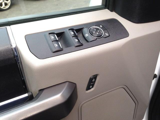 Used Ford F-350 Drw Super Duty XLT 4WD w/ rearCam 2020 | Car Revolution. Maple Shade, New Jersey Used Ford F-350 Drw Super Duty XLT 4WD w/ rearCam 2020 | Car Revolution. Maple Shade, New Jersey