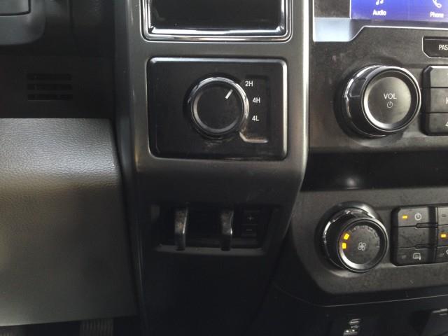 Used Ford F-350 Drw Super Duty XLT 4WD w/ rearCam 2020 | Car Revolution. Maple Shade, New Jersey Used Ford F-350 Drw Super Duty XLT 4WD w/ rearCam 2020 | Car Revolution. Maple Shade, New Jersey