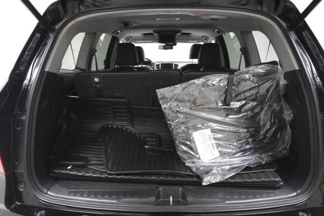 Used Honda Pilot Touring AWD w/ Navi, RES & rearCam 2018 | Car Revolution. Maple Shade, New Jersey Used Honda Pilot Touring AWD w/ Navi, RES & rearCam 2018 | Car Revolution. Maple Shade, New Jersey