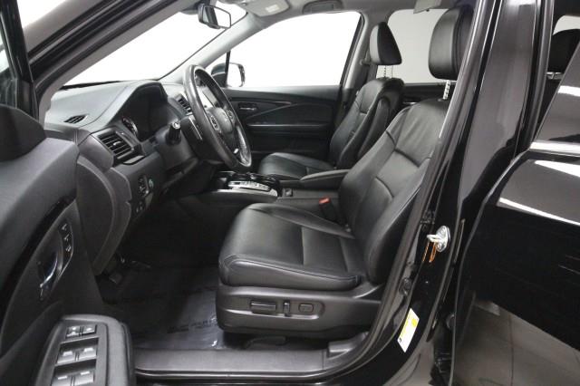 Used Honda Pilot Touring AWD w/ Navi, RES & rearCam 2018 | Car Revolution. Maple Shade, New Jersey Used Honda Pilot Touring AWD w/ Navi, RES & rearCam 2018 | Car Revolution. Maple Shade, New Jersey