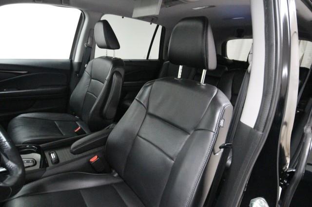 Used Honda Pilot Touring AWD w/ Navi, RES & rearCam 2018 | Car Revolution. Maple Shade, New Jersey Used Honda Pilot Touring AWD w/ Navi, RES & rearCam 2018 | Car Revolution. Maple Shade, New Jersey
