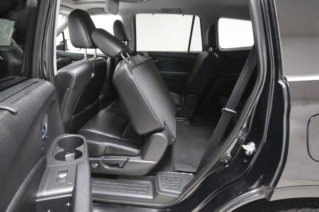 Used Honda Pilot Touring AWD w/ Navi, RES & rearCam 2018 | Car Revolution. Maple Shade, New Jersey Used Honda Pilot Touring AWD w/ Navi, RES & rearCam 2018 | Car Revolution. Maple Shade, New Jersey