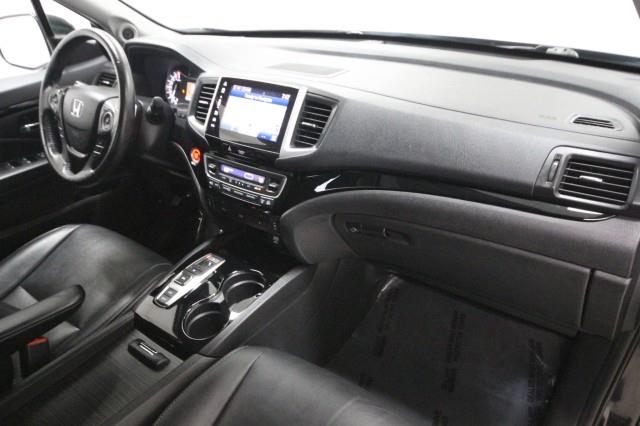 Used Honda Pilot Touring AWD w/ Navi, RES & rearCam 2018 | Car Revolution. Maple Shade, New Jersey Used Honda Pilot Touring AWD w/ Navi, RES & rearCam 2018 | Car Revolution. Maple Shade, New Jersey