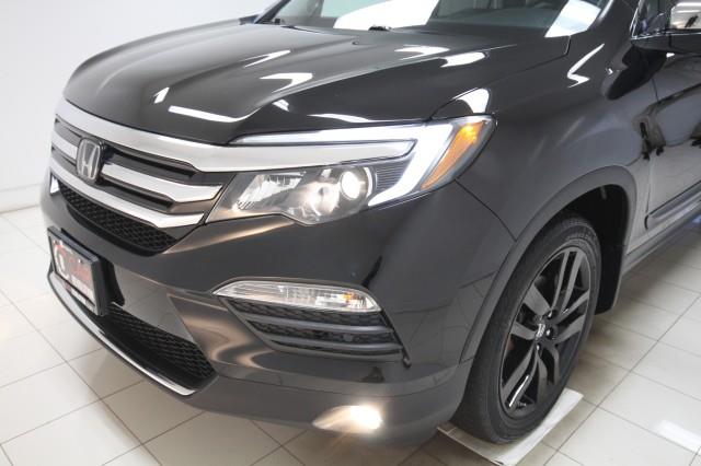 Used Honda Pilot Touring AWD w/ Navi, RES & rearCam 2018 | Car Revolution. Maple Shade, New Jersey Used Honda Pilot Touring AWD w/ Navi, RES & rearCam 2018 | Car Revolution. Maple Shade, New Jersey