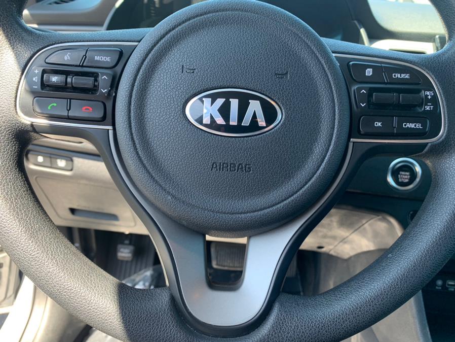 Used Kia Niro LX Hybrid 2017 | Green Light Auto Wholesale. Daly City, California Used Kia Niro LX Hybrid 2017 | Green Light Auto Wholesale. Daly City, California