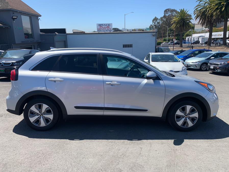 Used Kia Niro LX Hybrid 2017 | Green Light Auto Wholesale. Daly City, California Used Kia Niro LX Hybrid 2017 | Green Light Auto Wholesale. Daly City, California