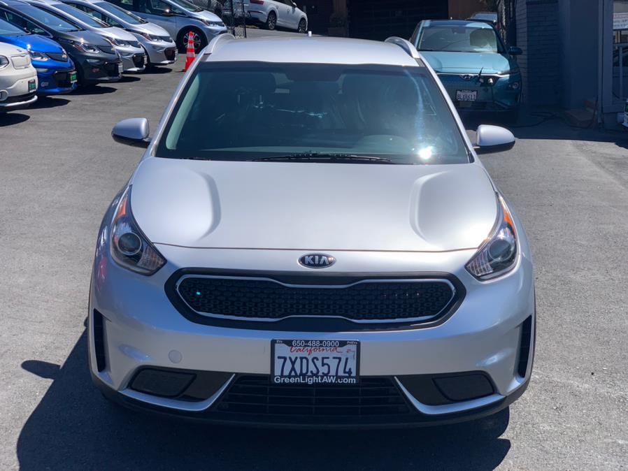 Used Kia Niro LX Hybrid 2017 | Green Light Auto Wholesale. Daly City, California Used Kia Niro LX Hybrid 2017 | Green Light Auto Wholesale. Daly City, California