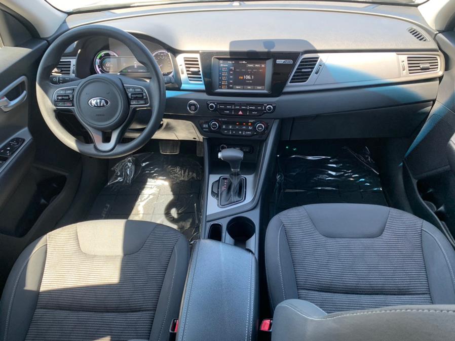 Used Kia Niro LX Hybrid 2017 | Green Light Auto Wholesale. Daly City, California Used Kia Niro LX Hybrid 2017 | Green Light Auto Wholesale. Daly City, California