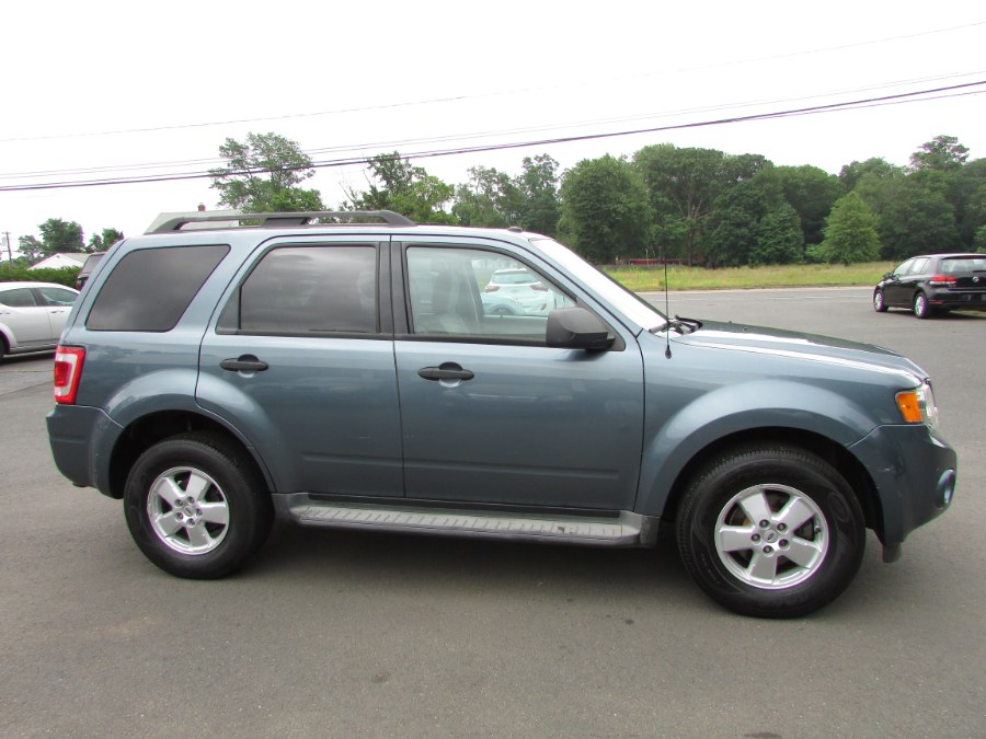 Used Ford Escape 4WD 4dr XLT 2010 | United Auto Sales of E Windsor, Inc. East Windsor, Connecticut Used Ford Escape 4WD 4dr XLT 2010 | United Auto Sales of E Windsor, Inc. East Windsor, Connecticut