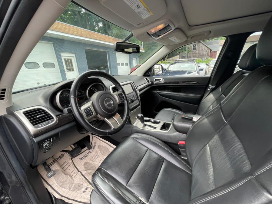 Used Jeep Grand Cherokee 4WD 4dr Laredo 2011 | Auto Match LLC. Waterbury, Connecticut Used Jeep Grand Cherokee 4WD 4dr Laredo 2011 | Auto Match LLC. Waterbury, Connecticut